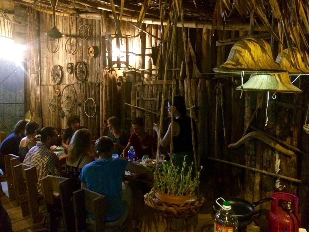 Nguyen Shack - Phong Nha Central Town 외부 사진